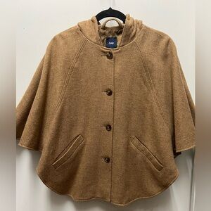 Gap elegant Camal/Tan  Blend Cape, Wool Poncho coat size M
